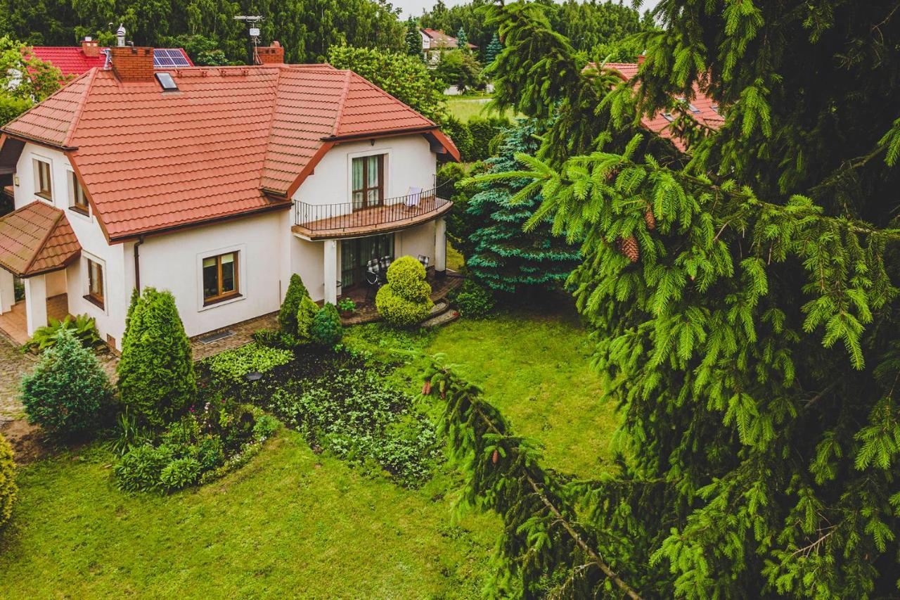 ホテル Sloneczna 23 Nałęczów エクステリア 写真